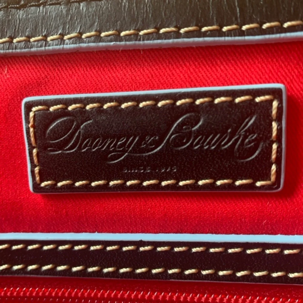 Disney Dooney & Bourke Mickie & Minnie New York City Zip Satchel or crossbody